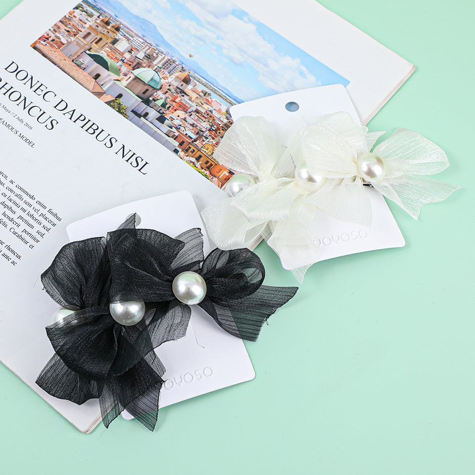 Fermaglio per capelli con filo di perle