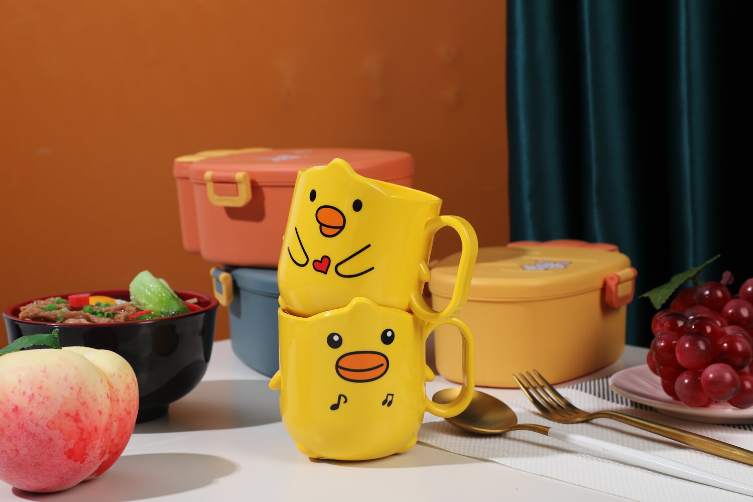 Tazza della bocca dell'anatroccolo del fumetto