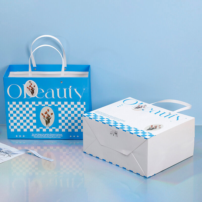 Borsa regalo orizzontale con campana a vento blu S