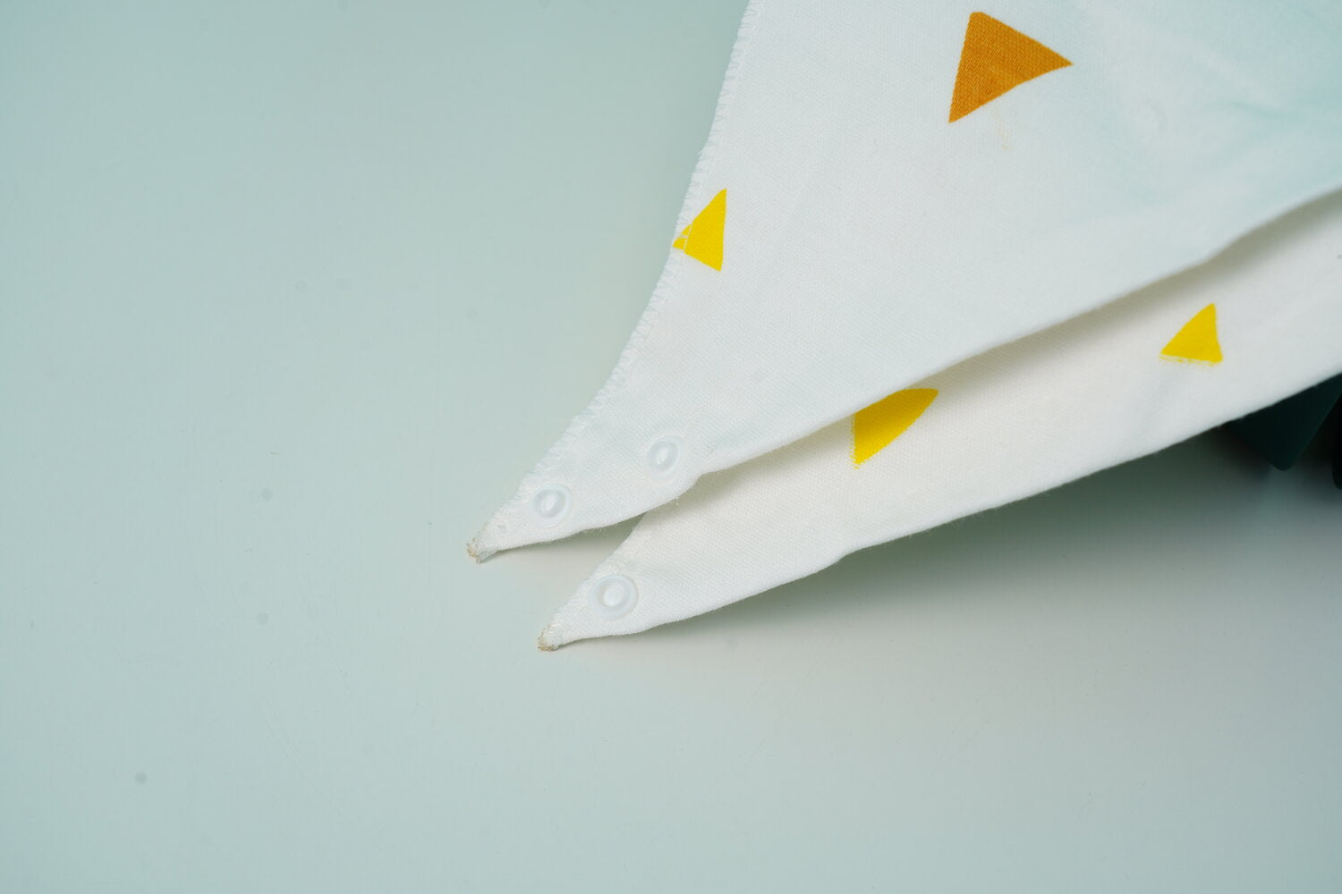 Scamiciato in garza di cotone con motivo di angurie e ananas (2 pezzi)