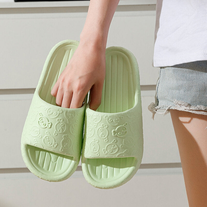 Pantofole da donna con motivo a cartoni animati, di colore verde, misura 40-41