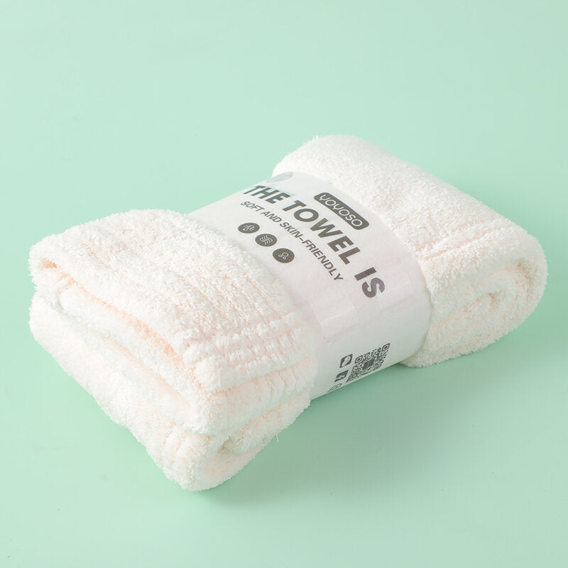 Asciugamano semplice bianco sporco