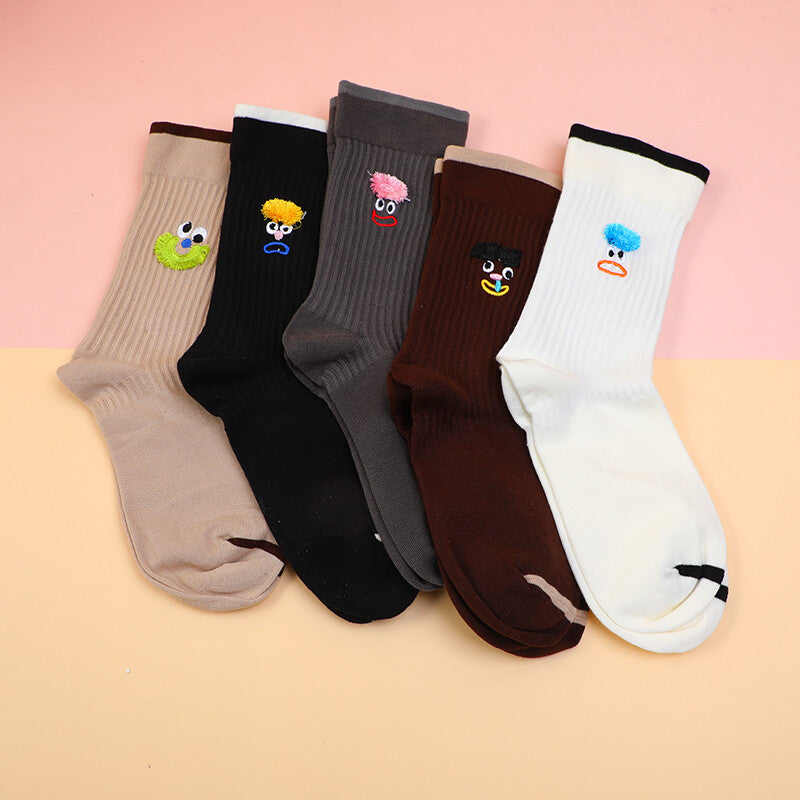 Calzini da donna a metà polpaccio con ricamo