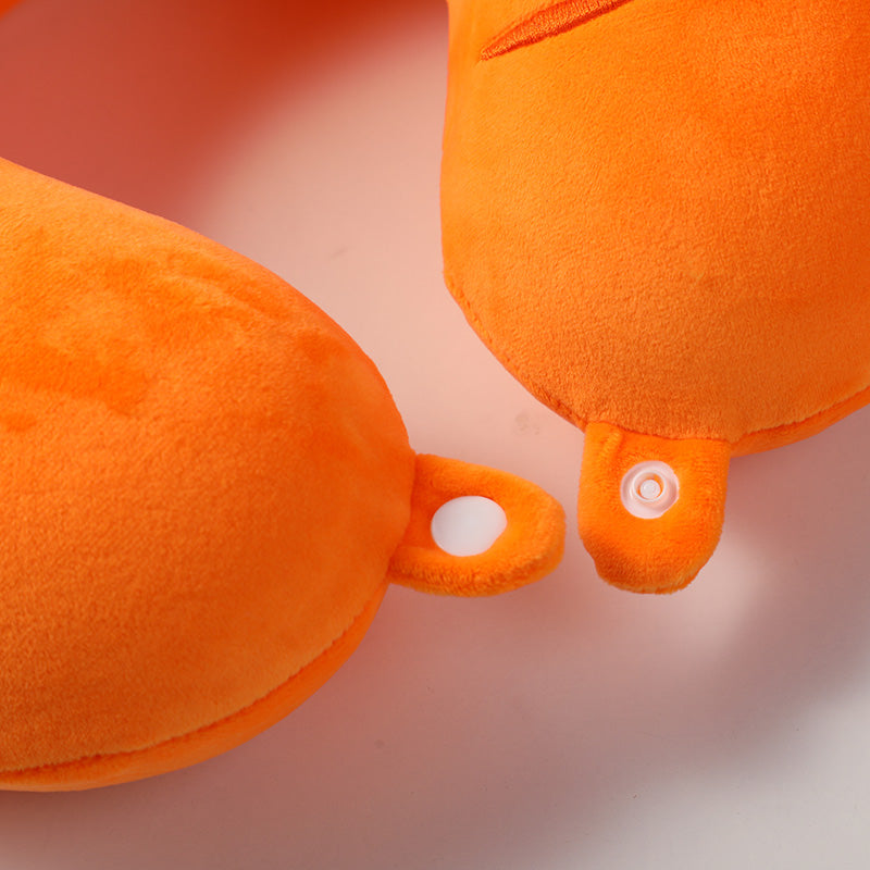 Cuscino a U con carota