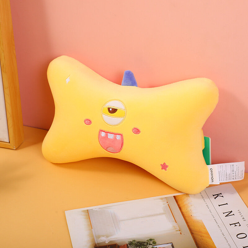 Cuscino in osso della serie Strange Animal Family - giallo