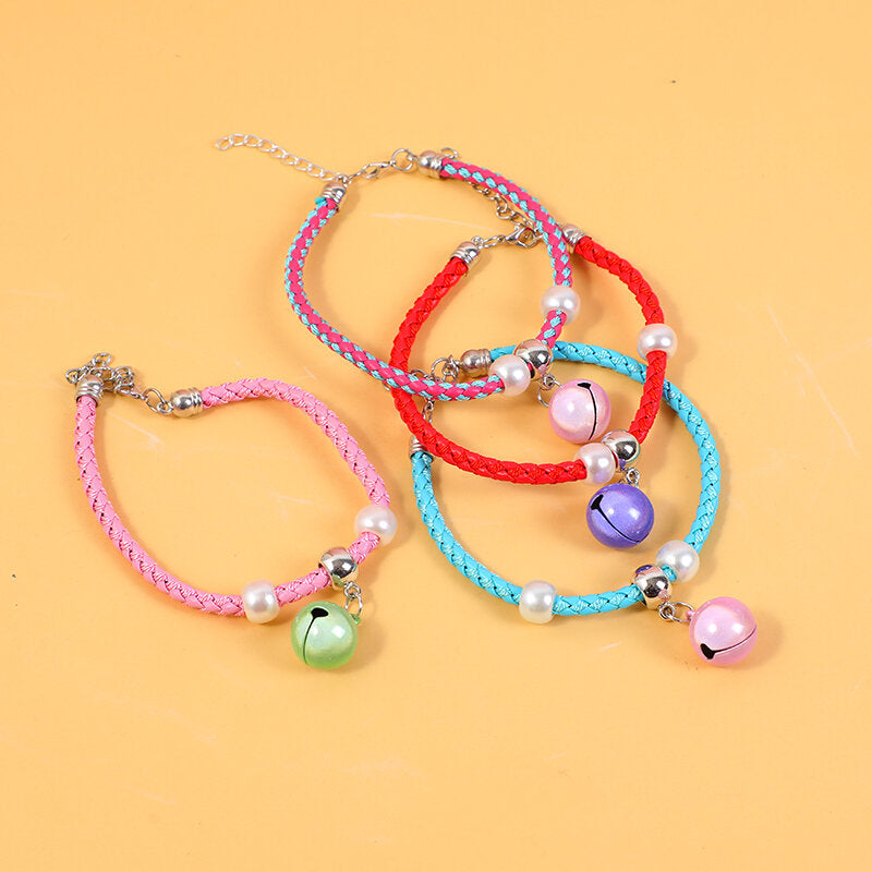 Piccolo collare a campana in corda colorata