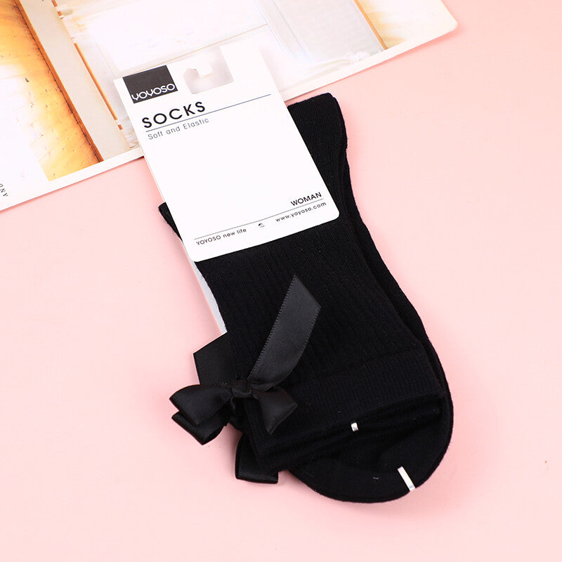 Calzini da donna alla moda con fiocco