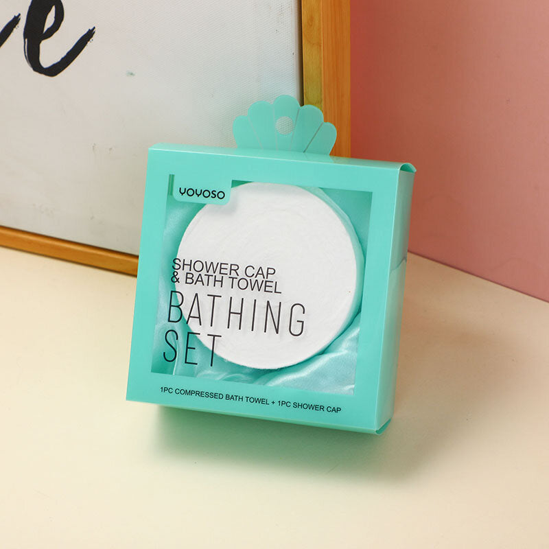 Set da bagno con cuffia per doccia e telo da bagno