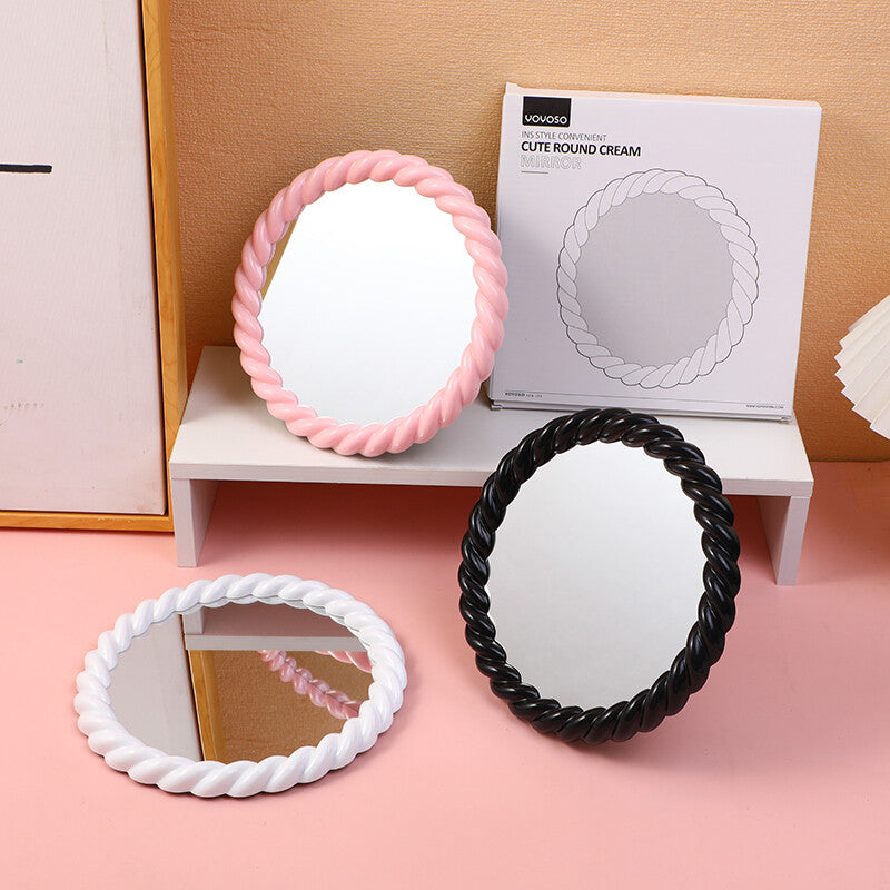 Specchio rotondo color crema comodo e carino in stile INS