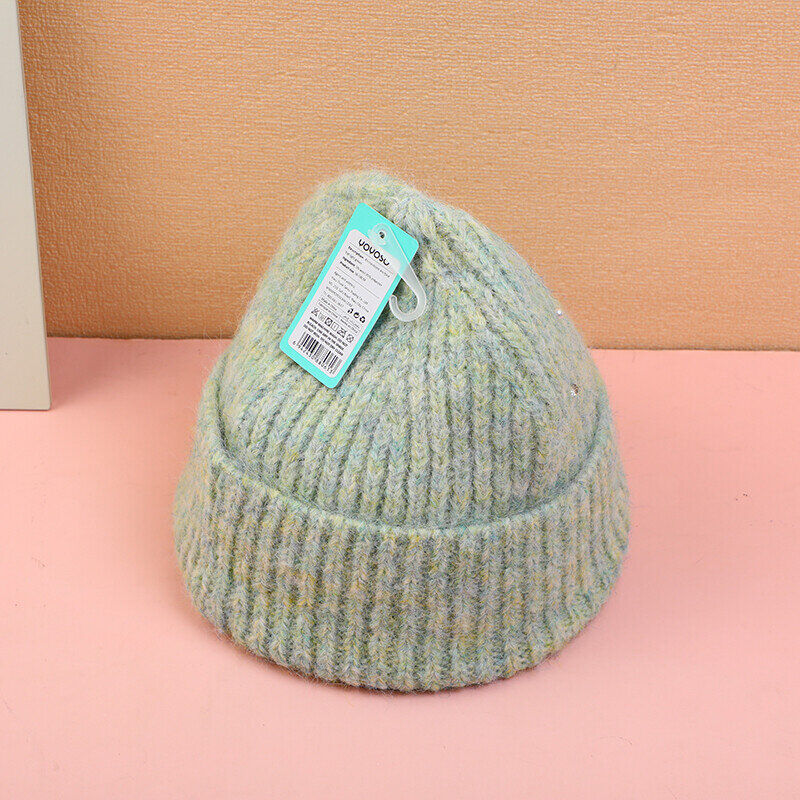 Cappello lavorato a maglia con strass-verde chiaro