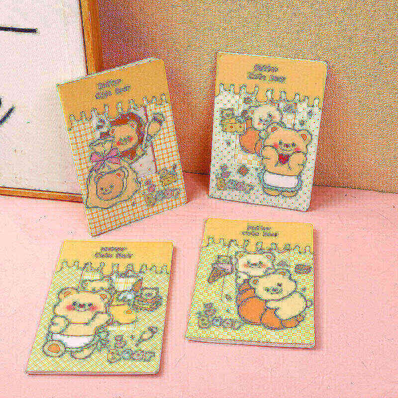 Quaderno cucito orso giallo cavo 32K C1591-pagine interne a righe orizzontali 20 fogli