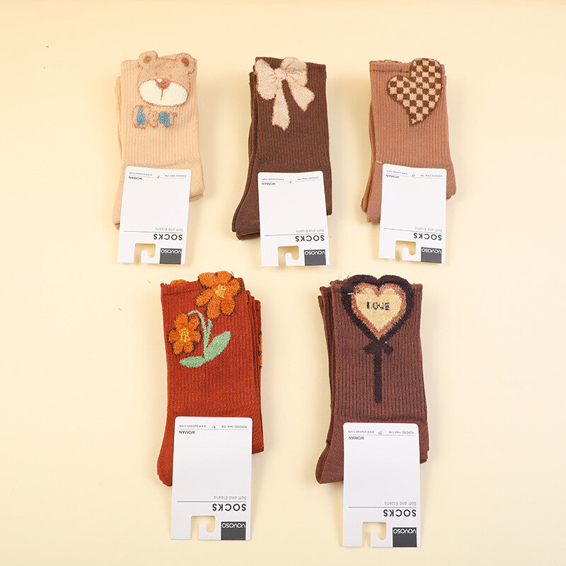 Calzini di cotone a metà polpaccio da donna alla moda per ragazze