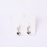 Orecchino a cerchio con ciondolo a cuore