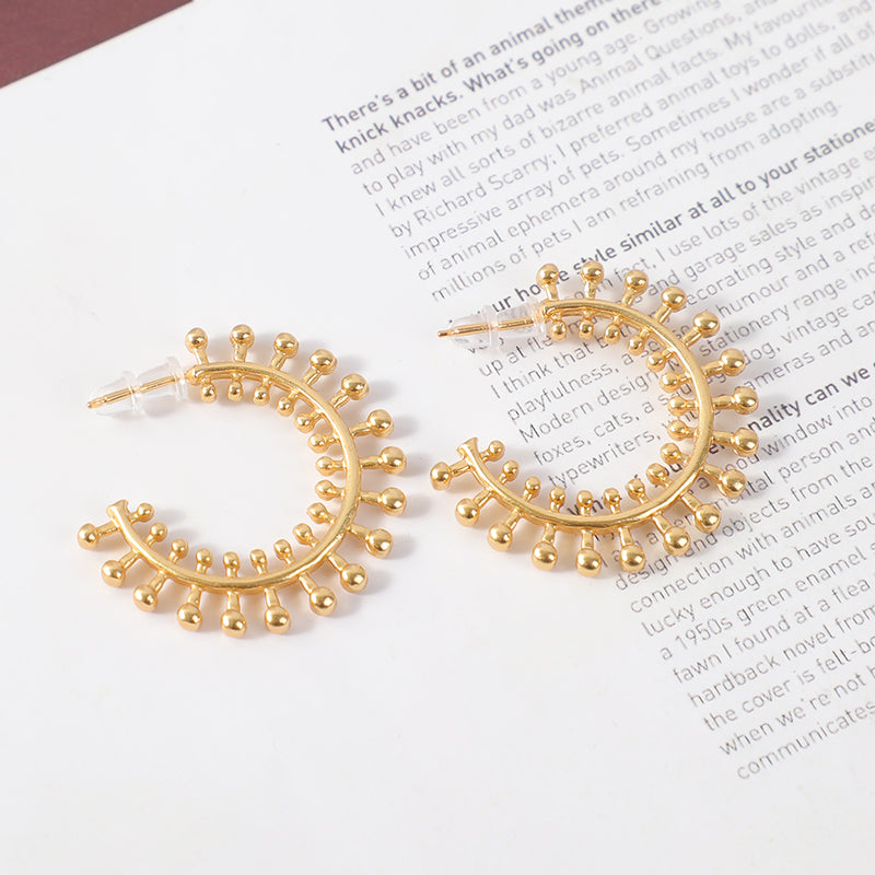 Orecchini semplici e versatili in materiali misti-3