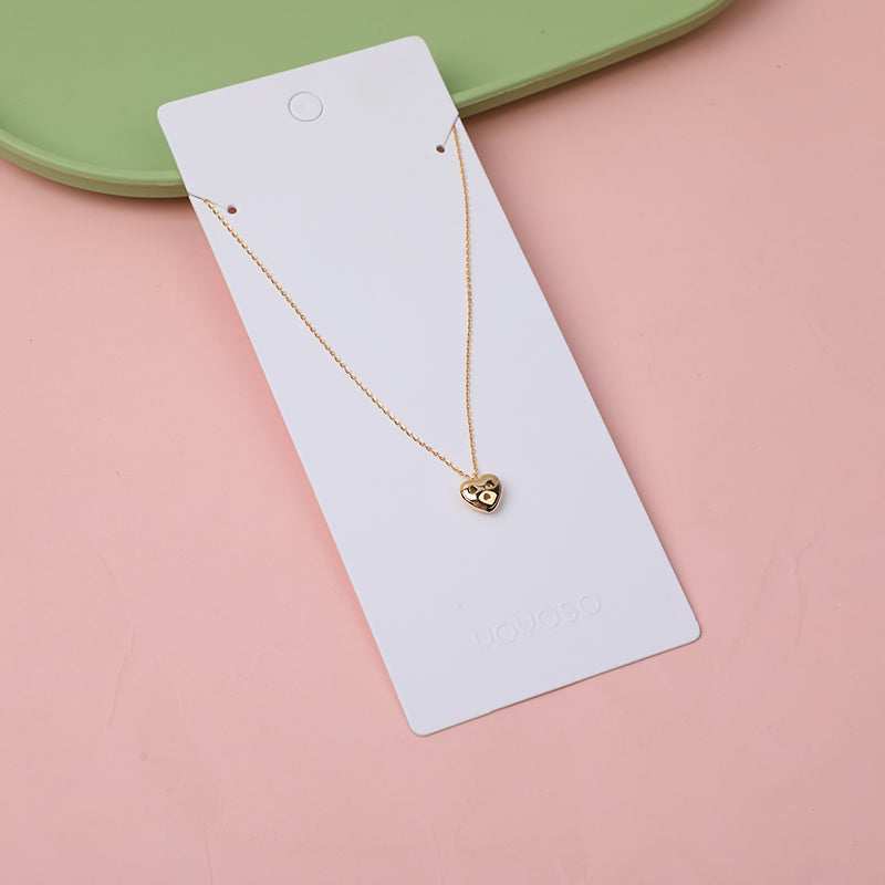 Collana con ciondolo inciso "amore"