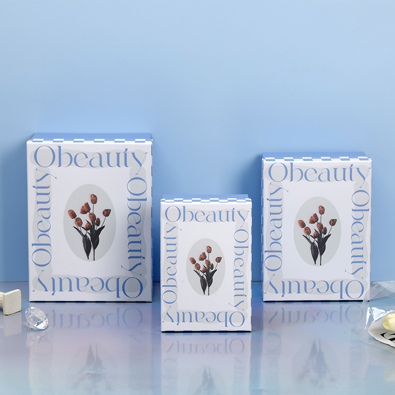 Scatola regalo rettangolare con campana a vento blu L