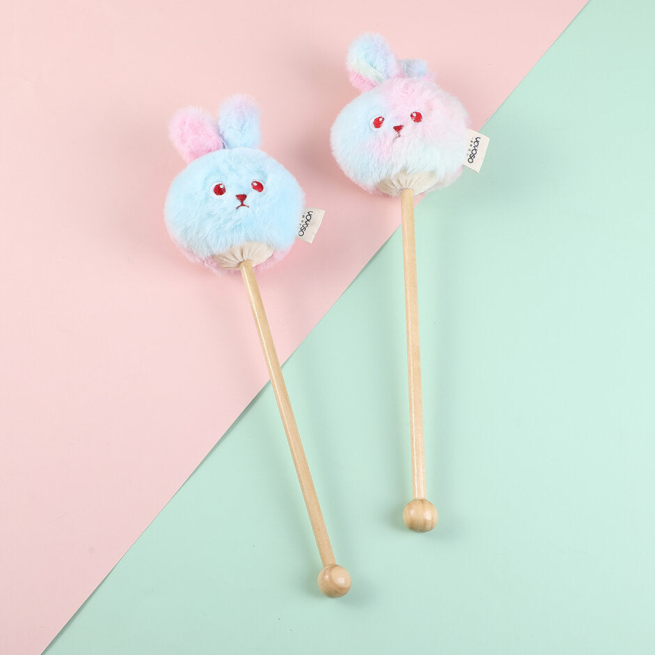 Coniglietto in tinta unita con la schiena a martello