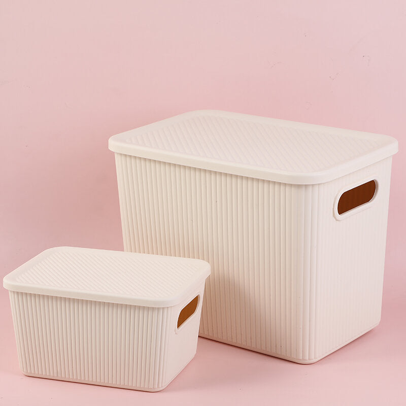 Piccolo cesto portaoggetti semplice