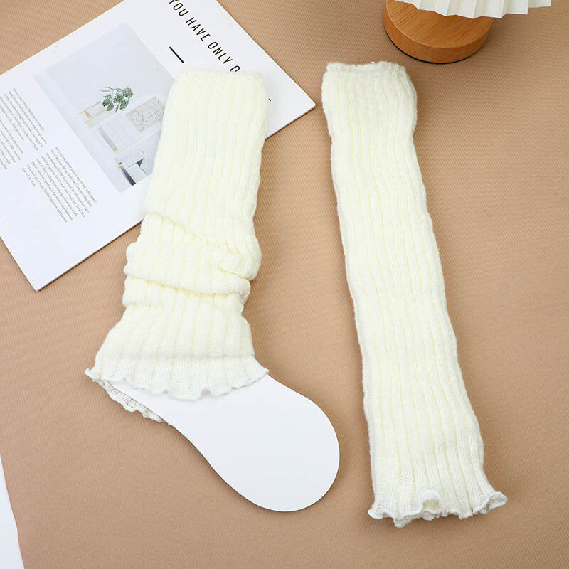 Calzini al polpaccio con etichetta semplice - bianchi