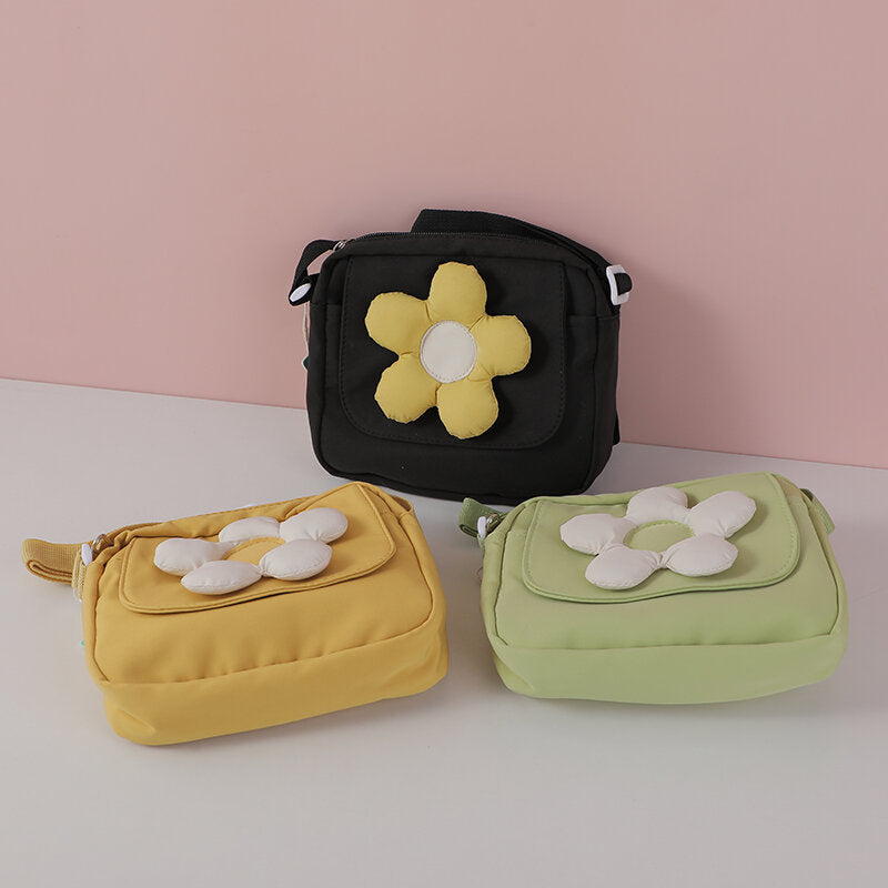 Borsa a tracolla con fiore 3D di peluche