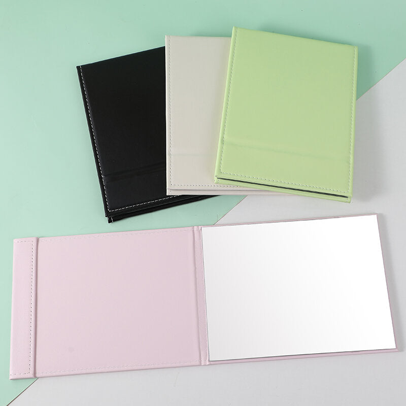 Grande specchio pieghevole in PU-1Pz