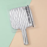 Specchio di bellezza quadrato ondulato con maniglia