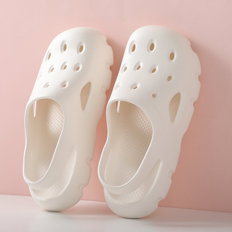 Sandali semplici con buco da giardino bianchi taglia 40-41