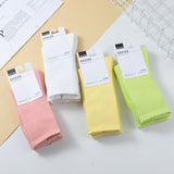 Calzini da donna a metà polpaccio semplici e dai colori caldi Set di 2 paia