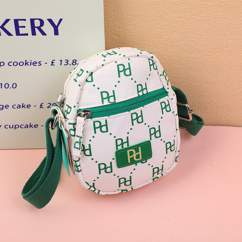 Borsa a tracolla verticale con logo PD e cerniera verde