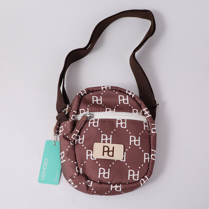 Borsa a tracolla verticale con logo PD e cerniera - caffè scuro