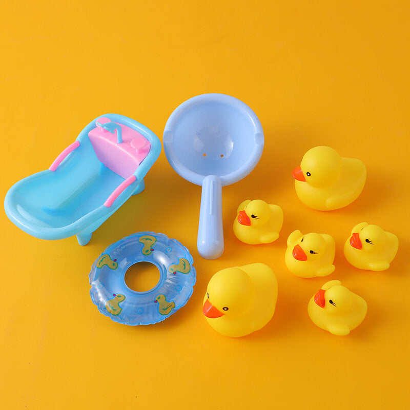 Giocattolo da bagno con pizzico di anatra