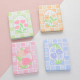 Specchio alla moda quadrato con fiori primaverili e romantici