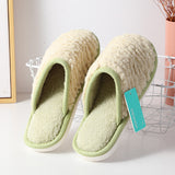 Pantofole semplici da donna a punta chiusa taglia 40-41-verde