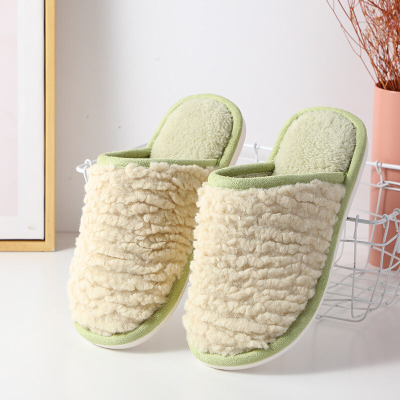 Pantofole semplici da donna a punta chiusa taglia 40-41-verde