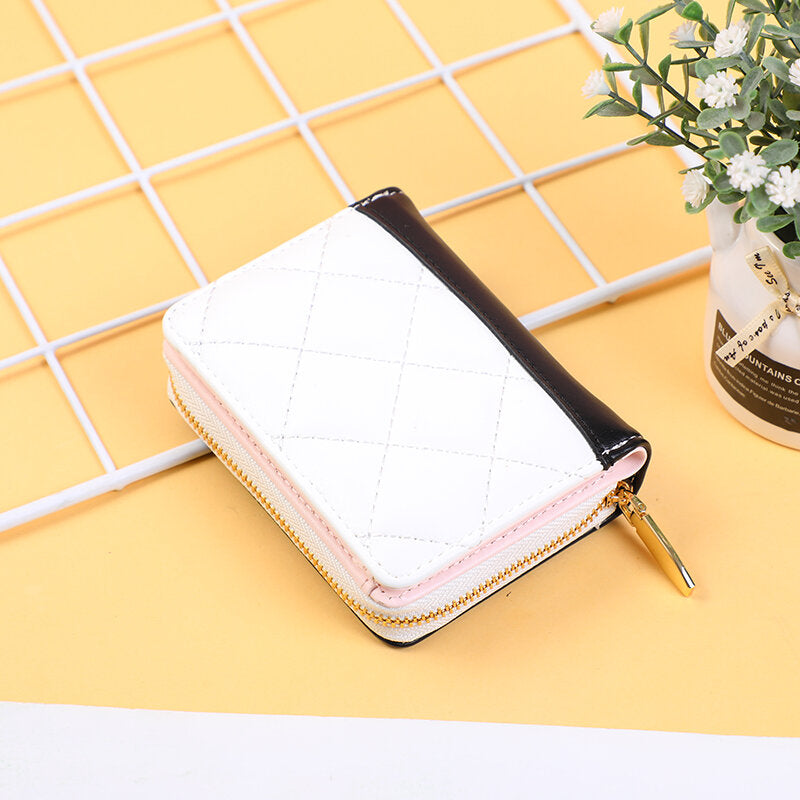 Piccolo portafoglio con cerniera doppia con giunzione a colori con rombo ricamato in 3D, bianco