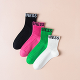 Calze di cotone da donna a metà polpaccio strappate alla moda e color caramella