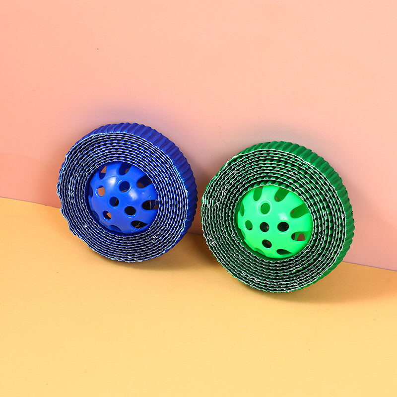Palla di plastica ondulata colorata per gatti