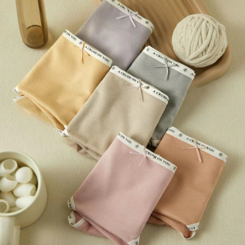 Semplice colore puro sudi soft seta donne biancheria intima F-(45-55KG)