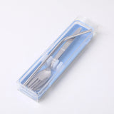 Set di posate portatili con cannuccia, cucchiaio e forchetta