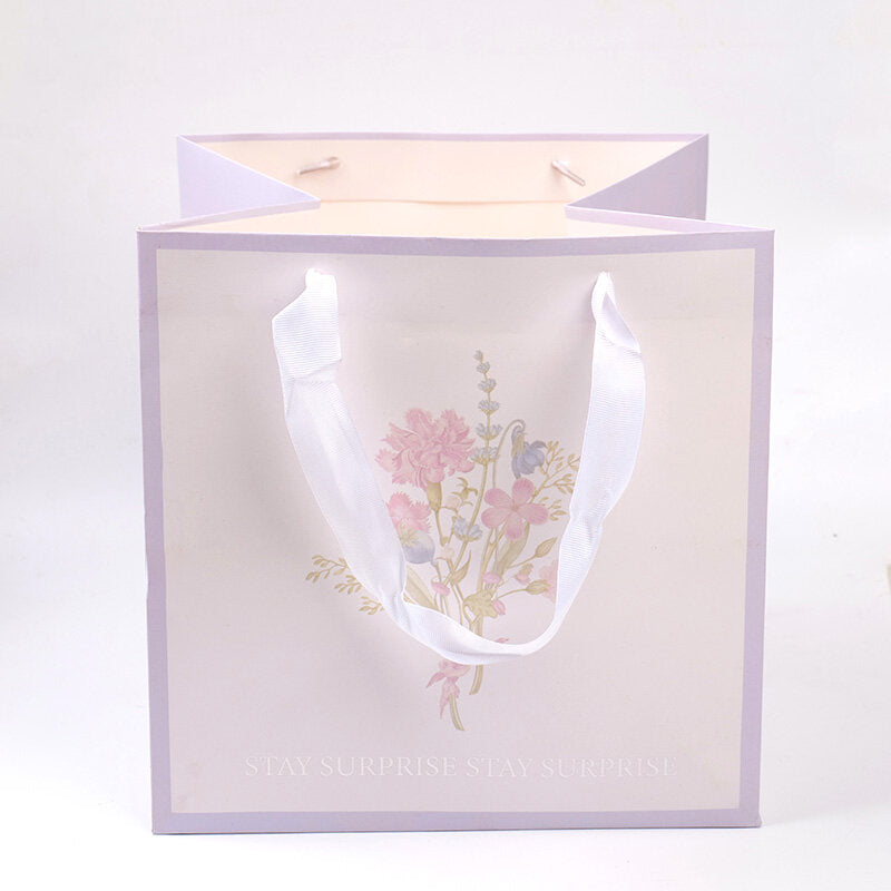 Borsa regalo a fondo largo con fiori della serie viola-L