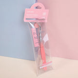 Ciglia finte con clip assistita