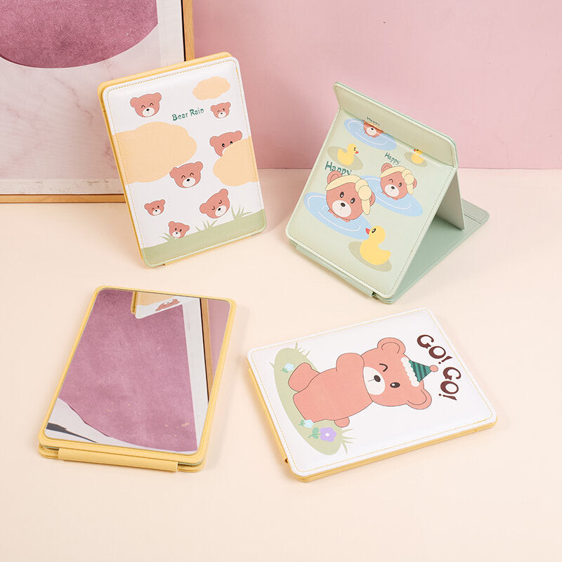 Specchio pieghevole in PU con decompressione dell'orso dei cartoni animati-1Pz