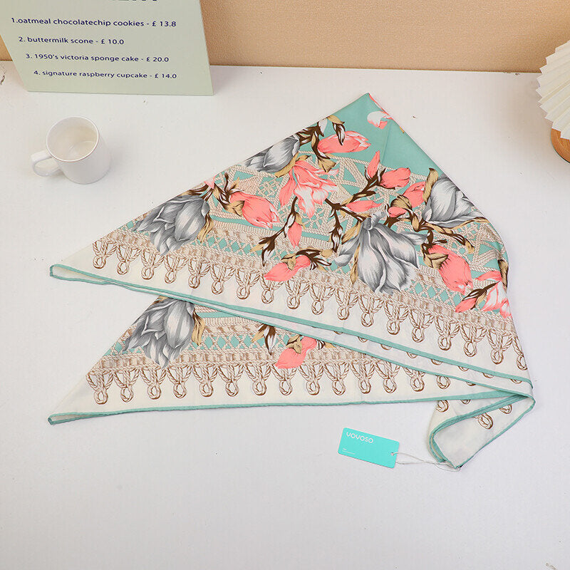 Sciarpa quadrata grande da donna con gardenia-verde