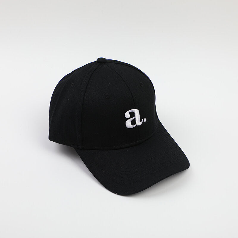 Cappellino da baseball con logo ricamato-nero
