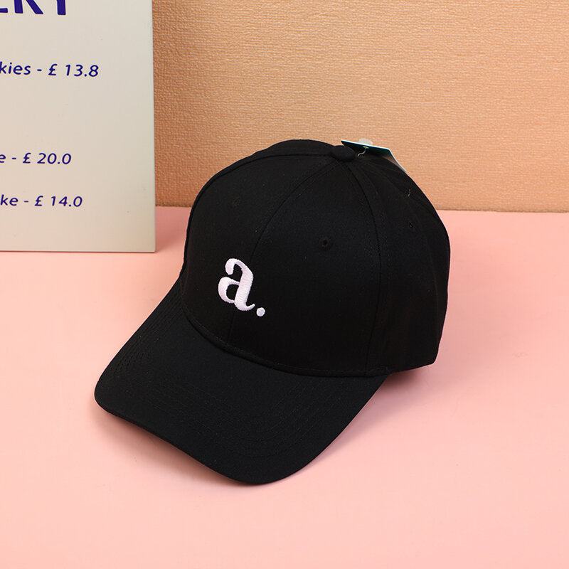 Cappellino da baseball con logo ricamato-nero