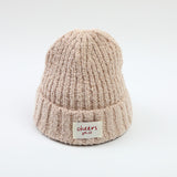 Cappello lavorato a maglia con logo in tessuto-beige