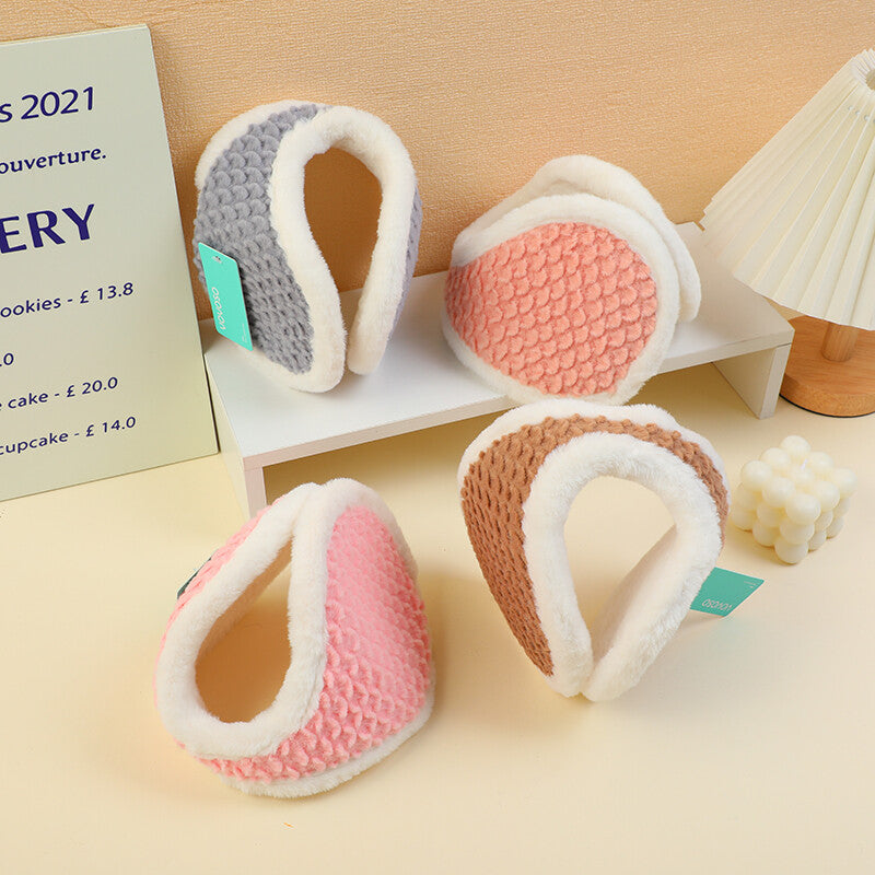 Paraorecchie alla moda da donna