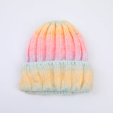 Cappello lavorato a maglia colorato a righe verticali-rosa