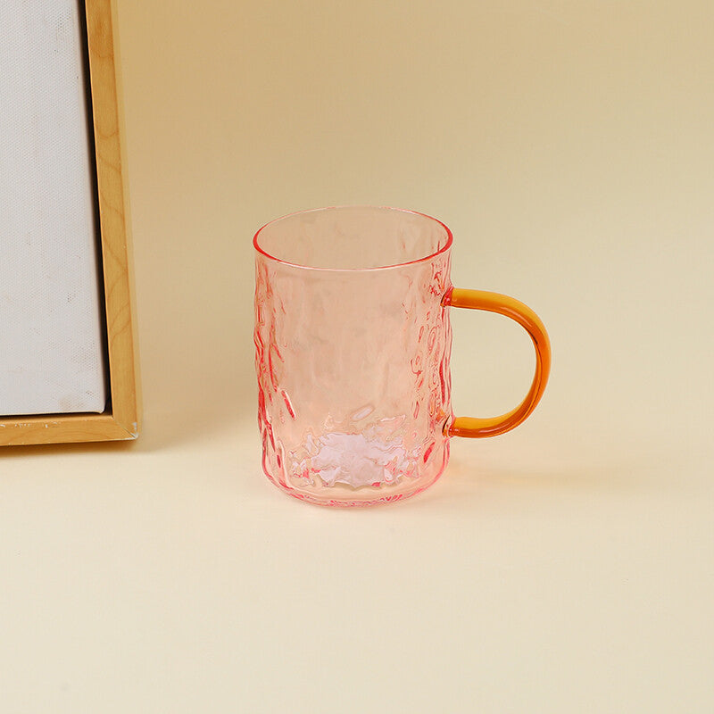Tazza in vetro con manico giallo-rosa