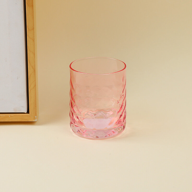 Tazza di vetro rosa
